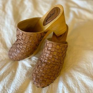 Free People Tan Woven Mules